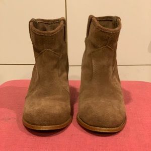 Splendid Suede Booties in Camel